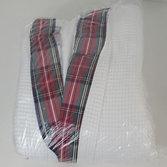 Pottery Barn Waffle Weave Resort Stewart Plaid Robe Unisex Small NWOT - Picture 5 of 5
